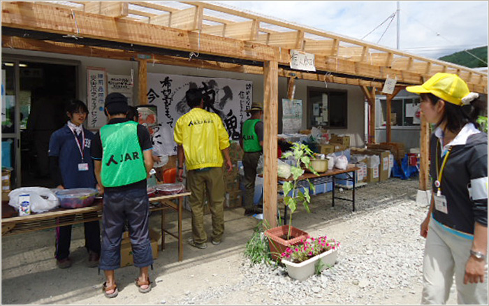 陸前高田市災害ボランティアセンターでのJARの支援 ©JPF