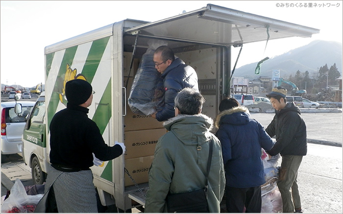 被災された方や他団体など多くの人の協力得て、5000枚近く冬物毛布を届けることができました。